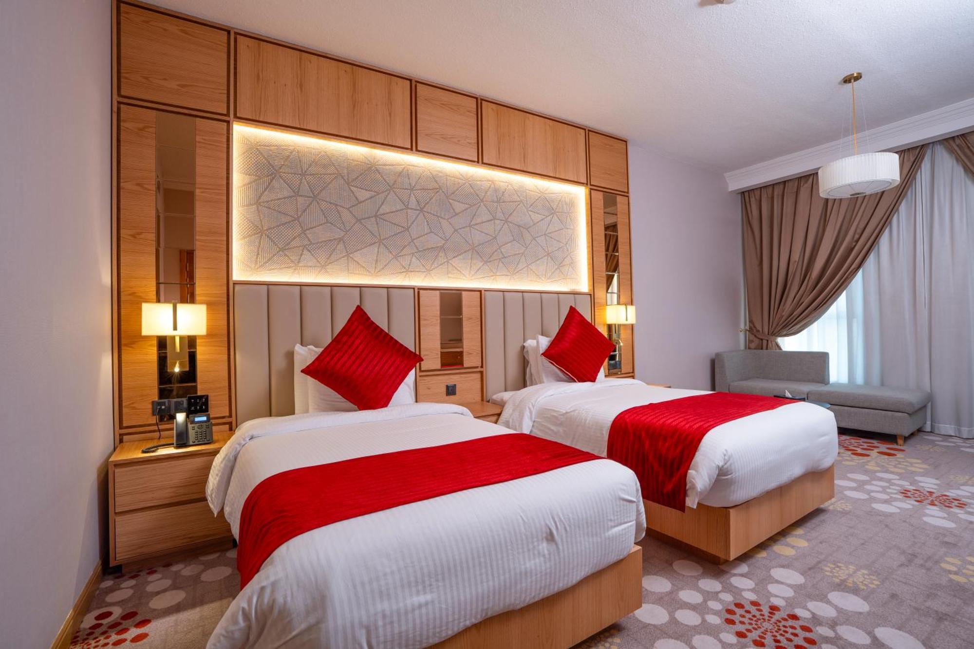 La Zona Continental Hotel ドバイ エクステリア 写真